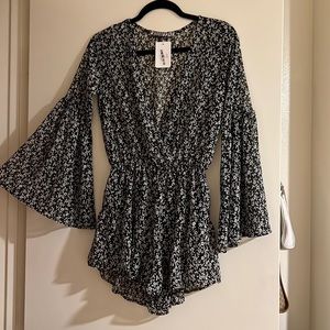 Audrey 3 +1 ruffle bottom romper new w/tags